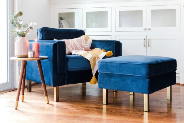 Albany Velvet Armchair (Blue)