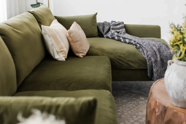 Park Sectional Sofa (Olive Velvet)